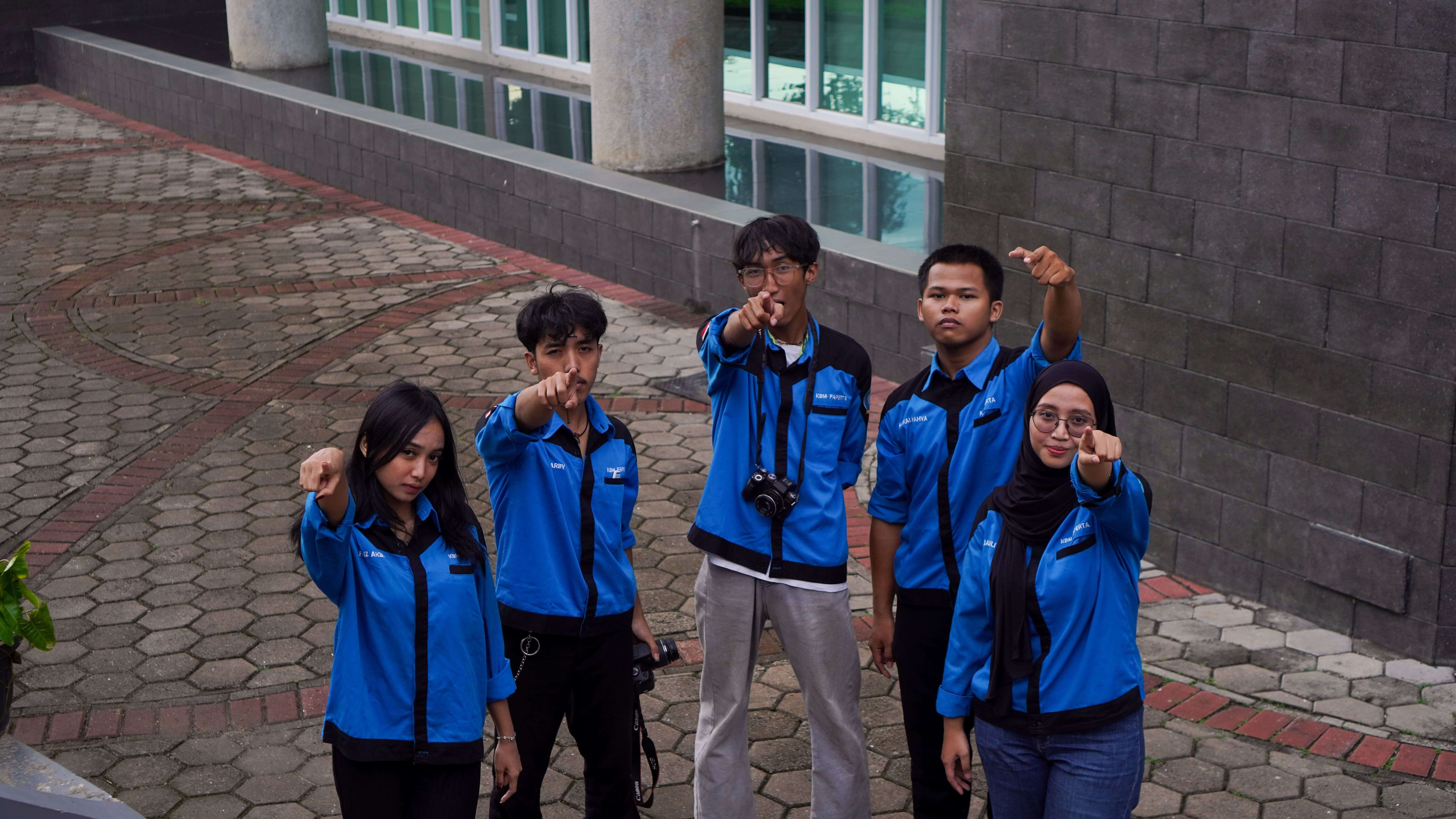 Anggota Divisi Infokom